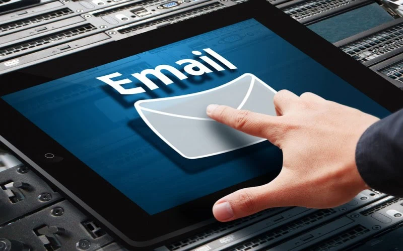Tại sao nên sử dụng email tên miền doanh nghiệp trả phí?