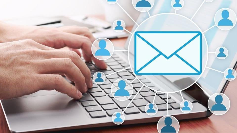 Email doanh nghiệp là gì?