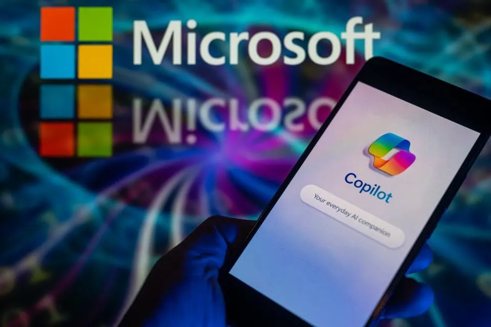 Lợi ích khi chuyển sang Microsoft 365 Copilot