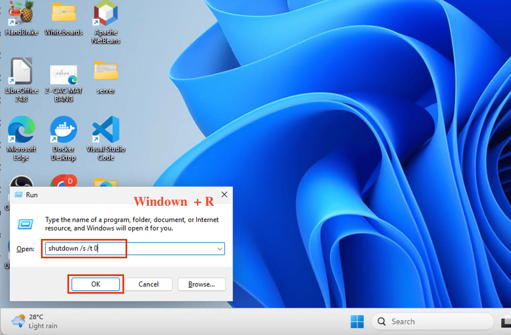 Cách 1: Tắt và khởi động lại máy