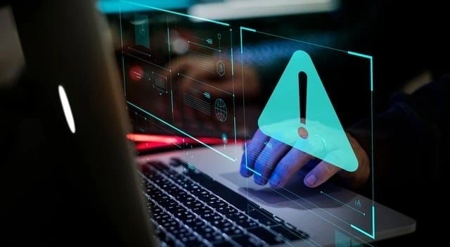 Báo cáo và ghi vết sự cố an ninh (Incident Reports & Alerts)