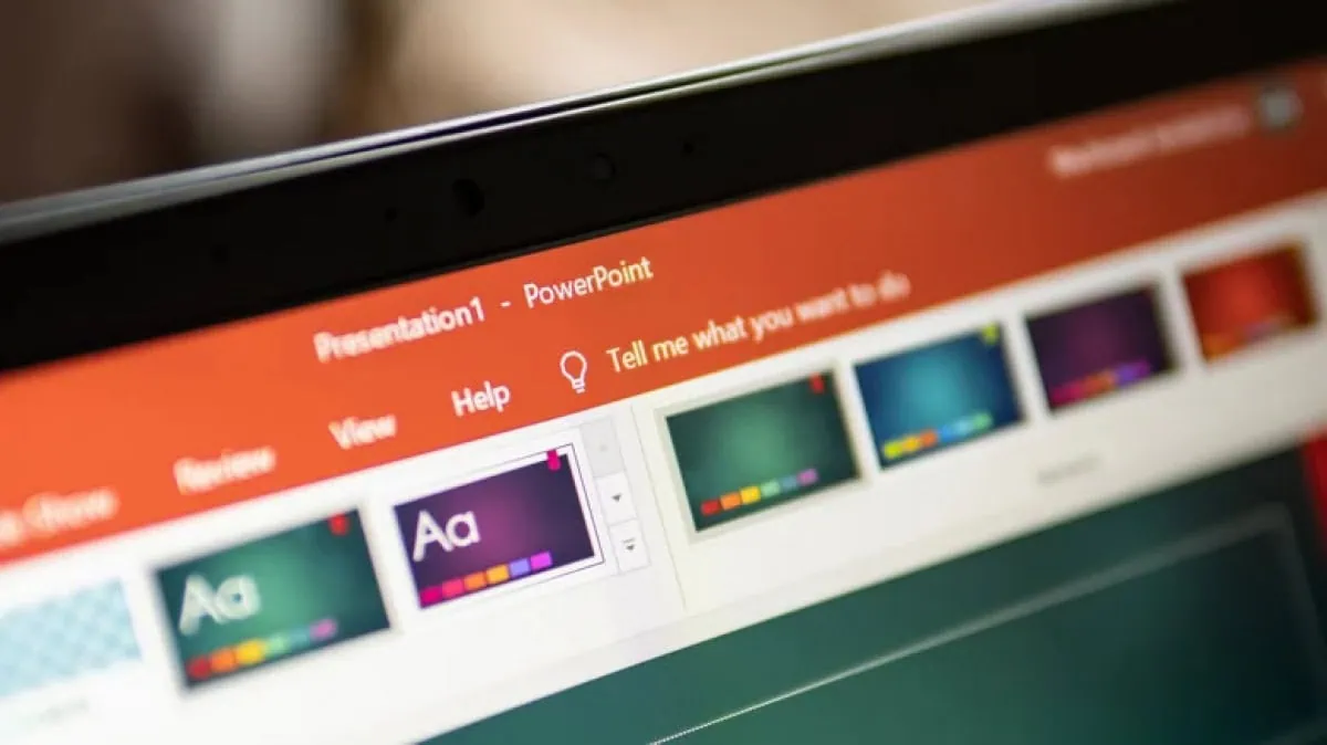 Thiết kế Slide thuyết trình đề xuất chiến dịch trên PowerPoint