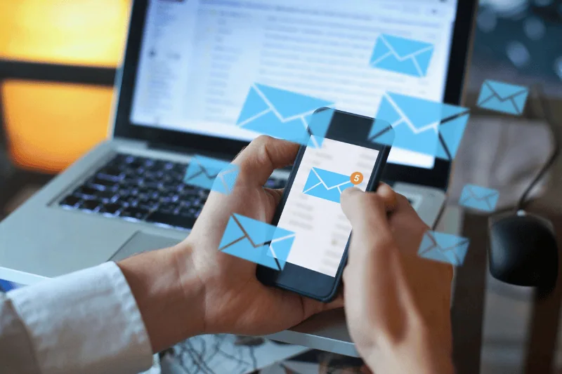 Soạn thảo email chào hàng và phản hồi báo giá tự động